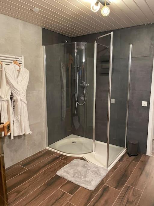 L'Echo Des Bois - Studio Cocooning Avec Sauna L'Abergement Zewnętrze zdjęcie
